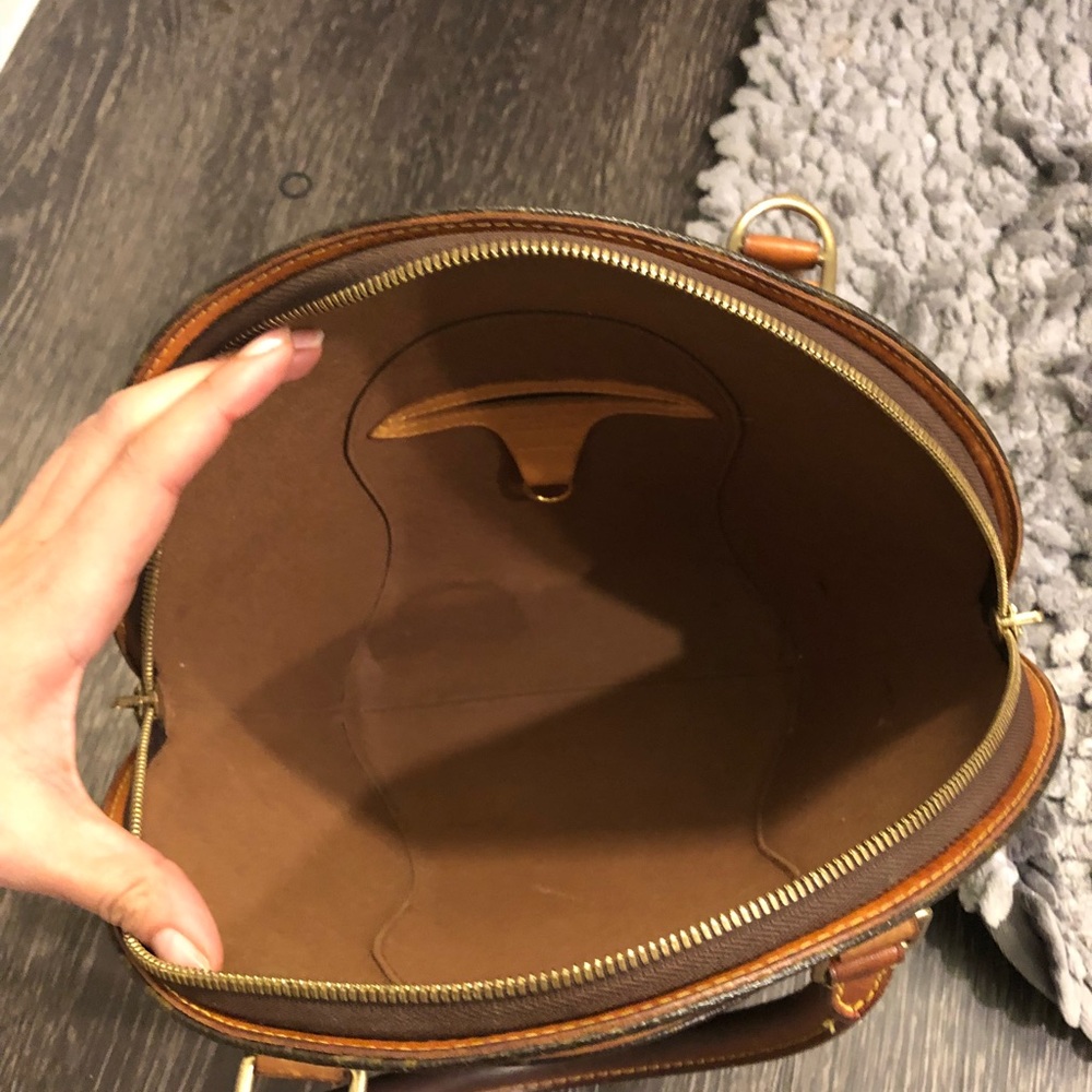 Louis Vuitton handbag - Picture 3 of 5